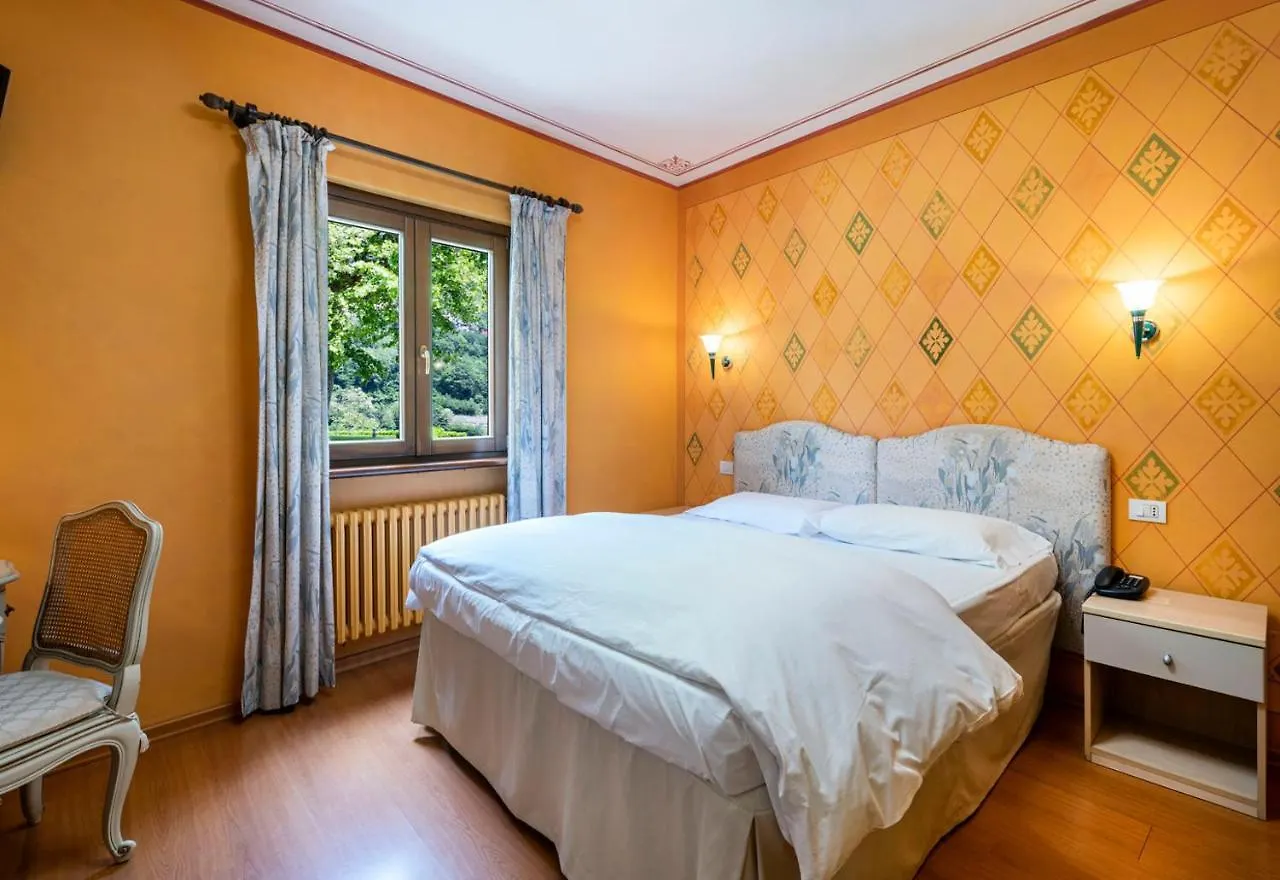 La Griglia Hotel Argegno 3*,  Italy